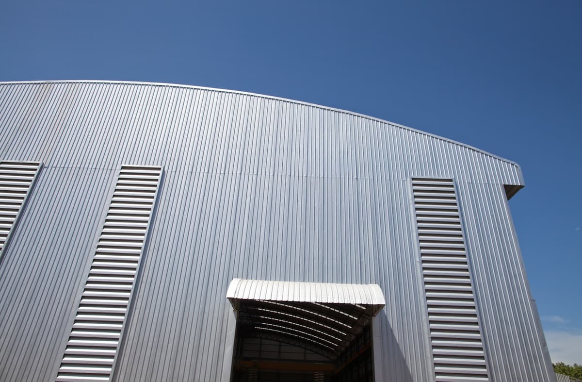Louver en una nave industrial en México