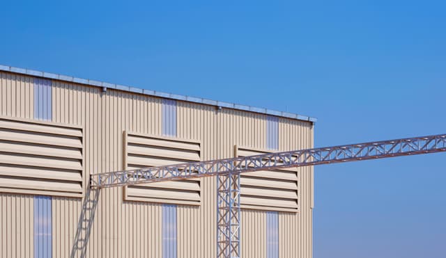 Louvers en una industria de México optimizando el ambiente