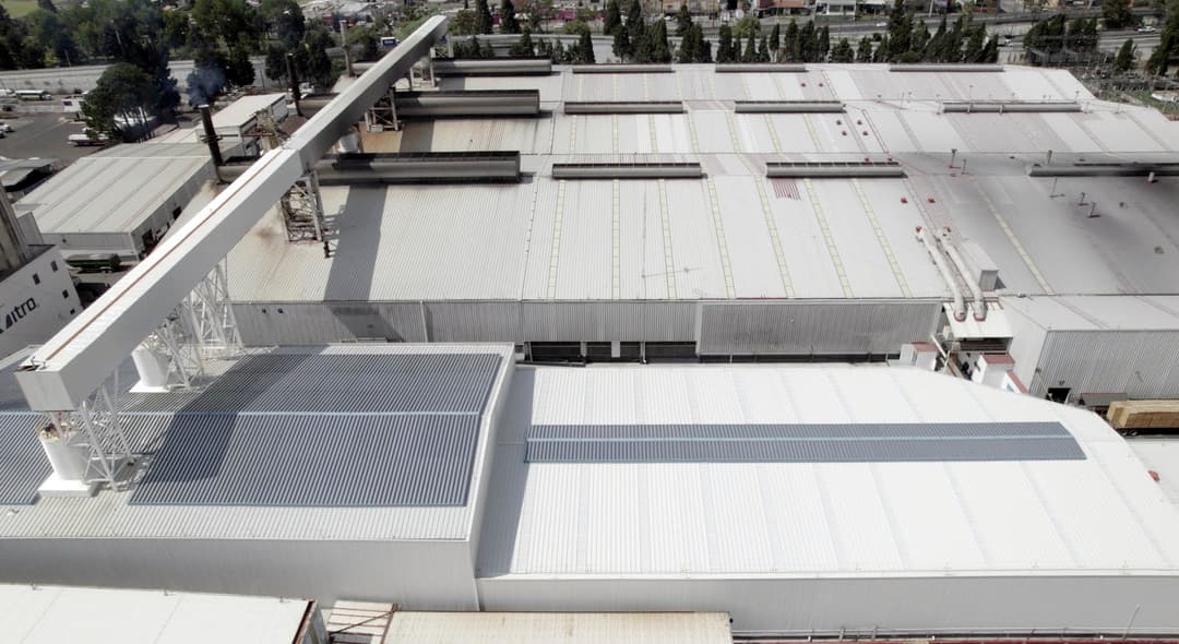 nave industrial sin problemas de calor gracias a una buena ventilación